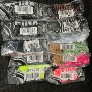Victoria’s Secret Pink ankle socks